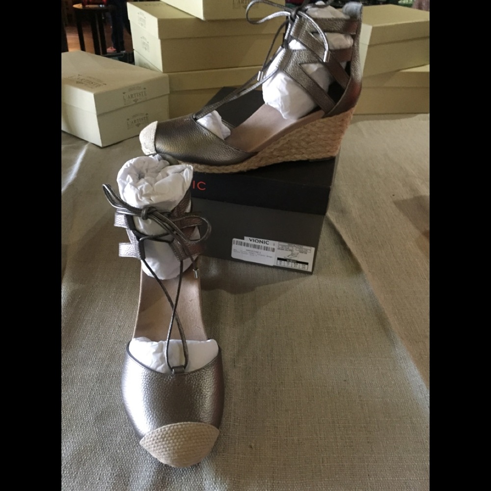 Wedge sandals silver